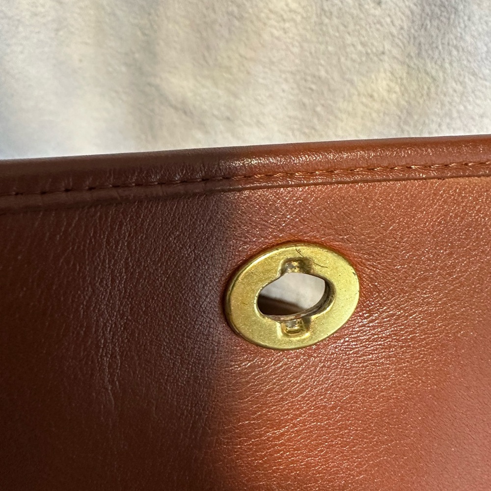 Coach Court crossbody - Picture 7 of 8
